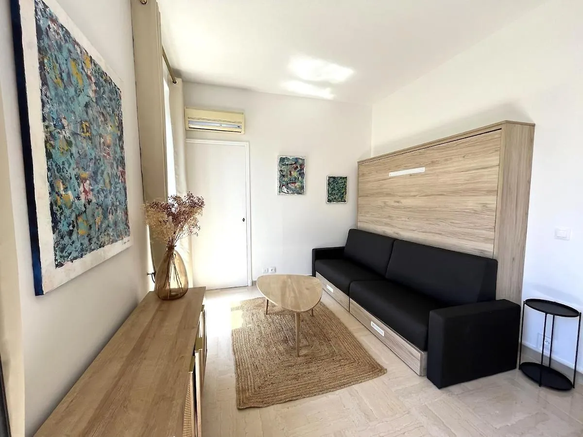 Beautiful Studio With Parking Place Massena Nice 0*,