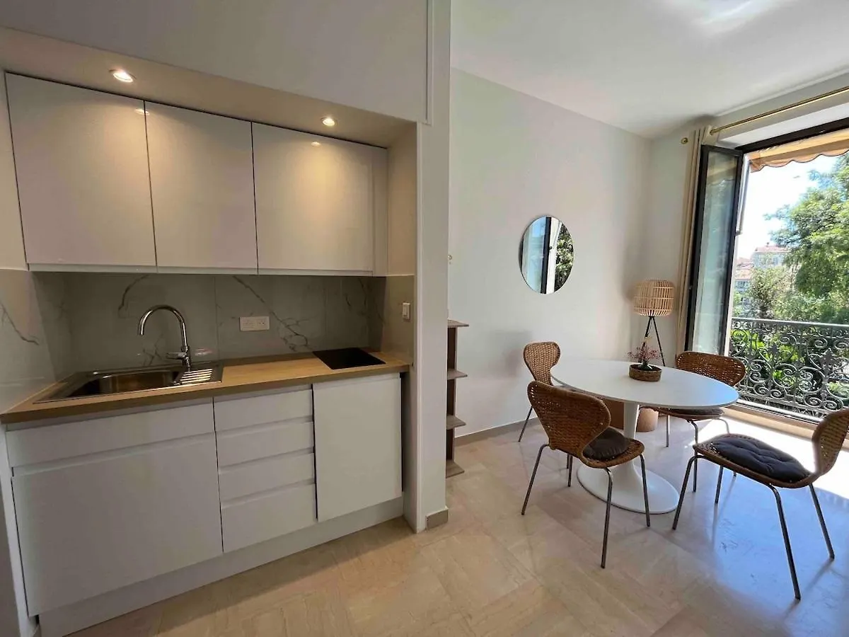 Apartment Beautiful Studio With Parking Place Massena Nice