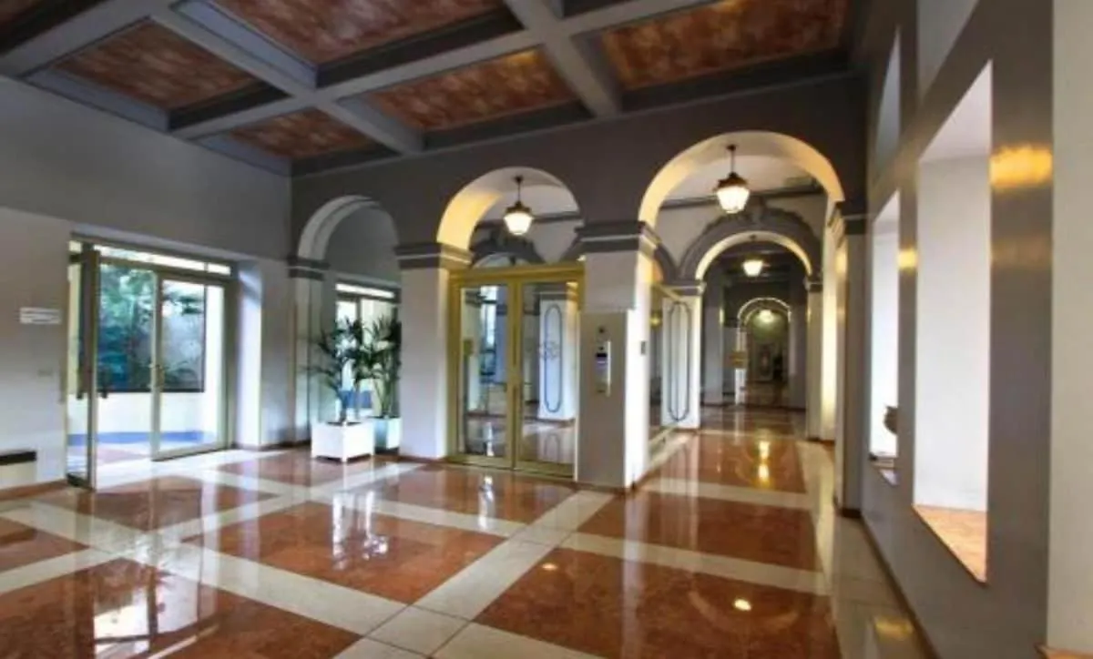 Apartment Beautiful Studio With Parking Place Massena Nice France